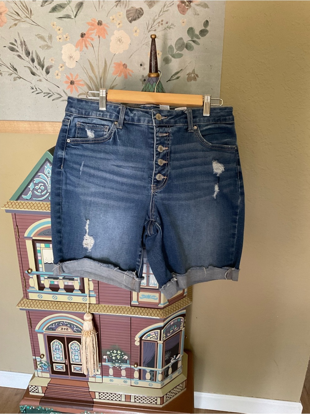 Time and Tru Dark Blue High-Rise Button-Fly Denim Shorts